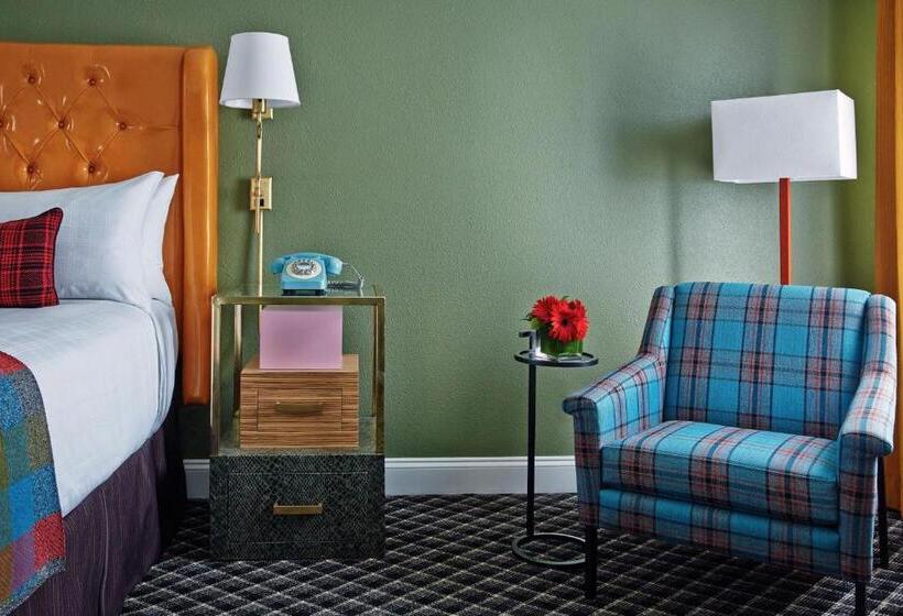 キングサイズベッドのスタンダードルーム, Abacus