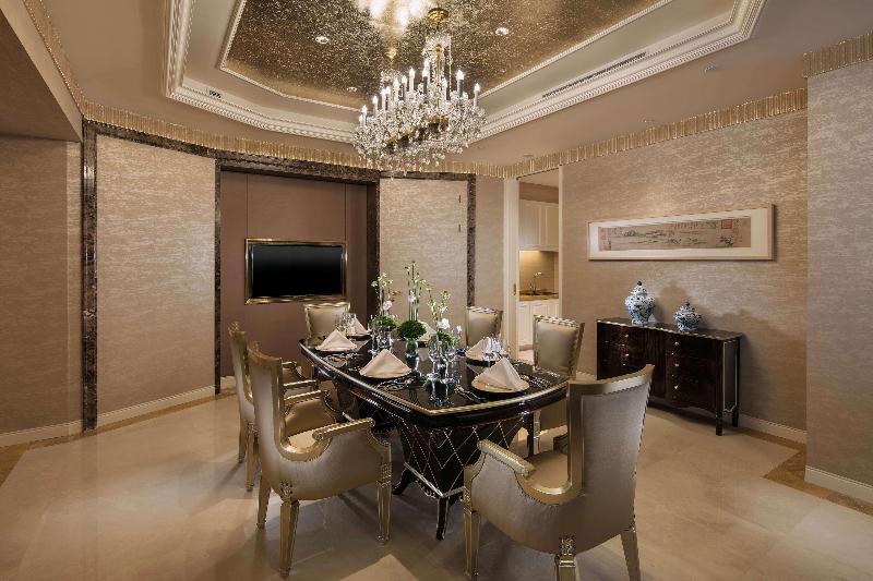 غرفة قياسية, Hopps