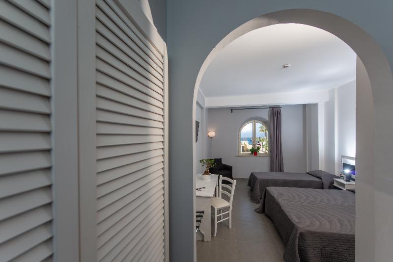 غرفة قياسية ثلاثية, Hopps