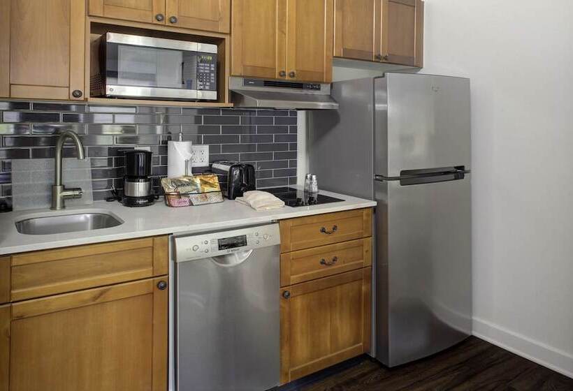 スタンダードスタジオ, Hyatt House Parsippany East