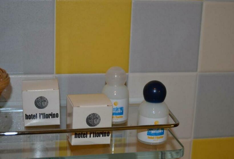 חדר סטנדרט לשלושה, I  Fiorino