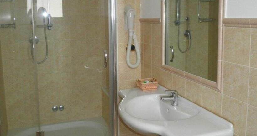 غرفة قياسية, Il Corsaro