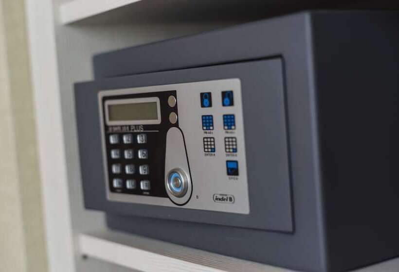 スタンダードルーム, Nautico