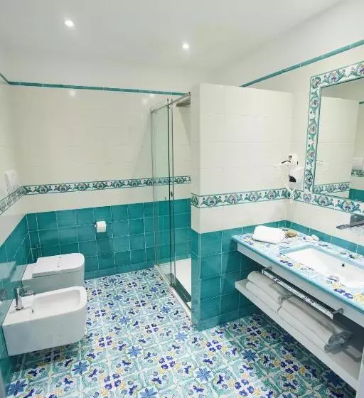 سوییت جونیور, Oleandri Resort Paestum