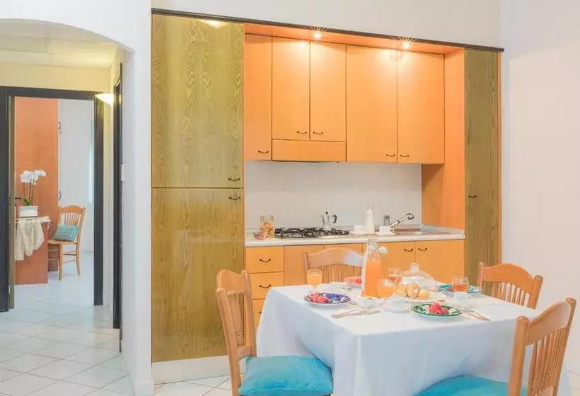 آپارتمان خانوادگی, Oleandri Resort Paestum