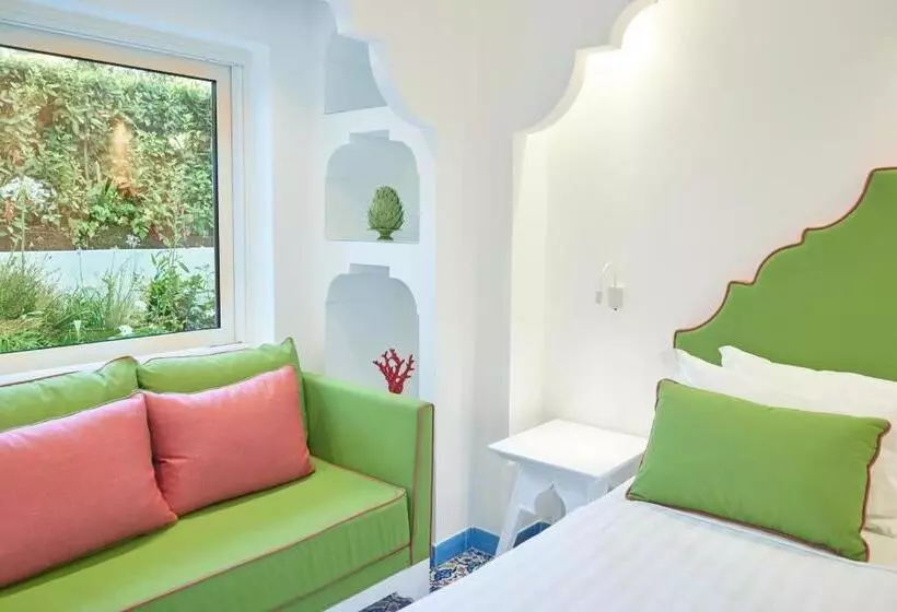 سوییت پرستیژ, Oleandri Resort Paestum