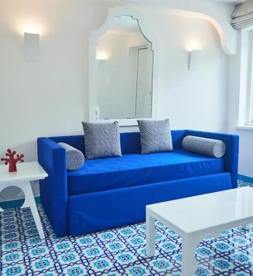 سوییت پرستیژ, Oleandri Resort Paestum