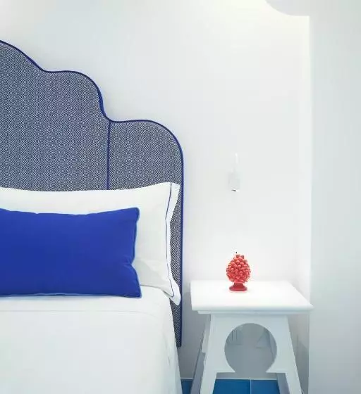 سوییت پرستیژ, Oleandri Resort Paestum