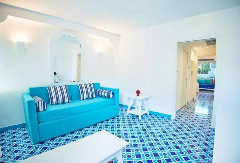 سوییت پرستیژ, Oleandri Resort Paestum