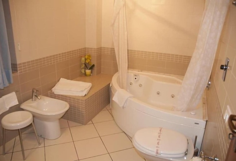 חדר סטנדרט לשלושה, Panoramic