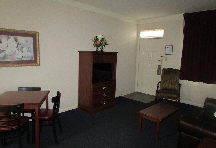 סוויטת 2 חדרי שינה, Plantation Oaks