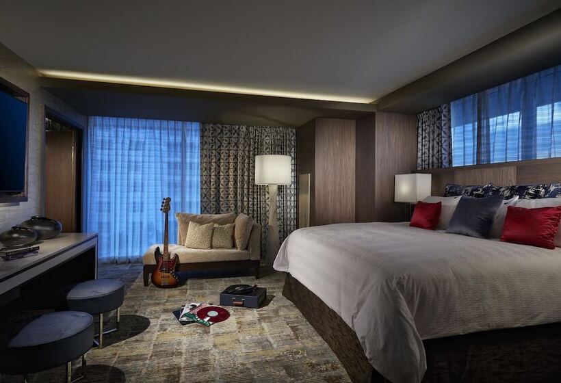 جناح, Seminole Hard Rock Hotel And Casino Tampa