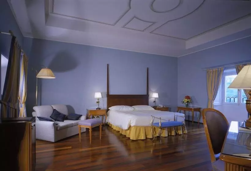 デラックスルーム, Sina Villa Matilde