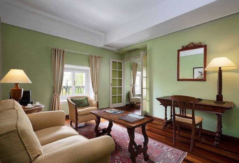 سوییت, Sina Villa Matilde