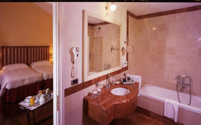 اتاق سوپریور, Sina Villa Matilde