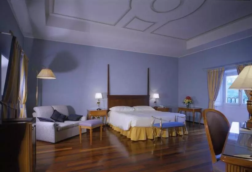 デラックスルーム, Sina Villa Matilde