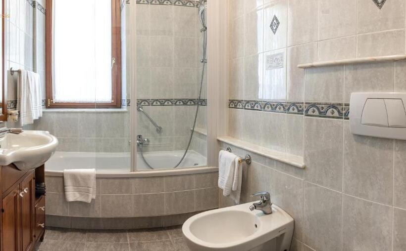 Номер Стандарт Трехместный, Villa Venezia