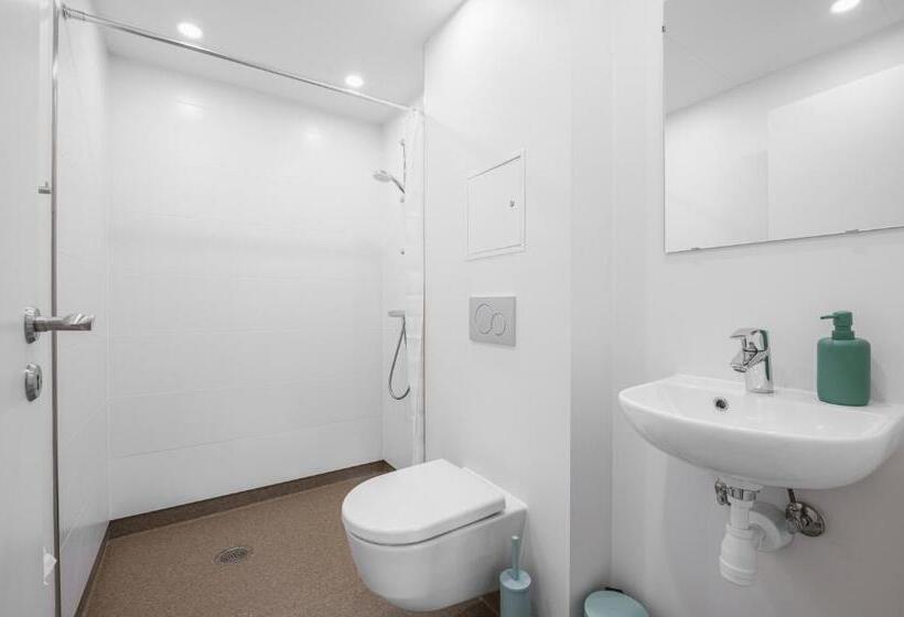 جناح جونيور, Kragsbjerggaard