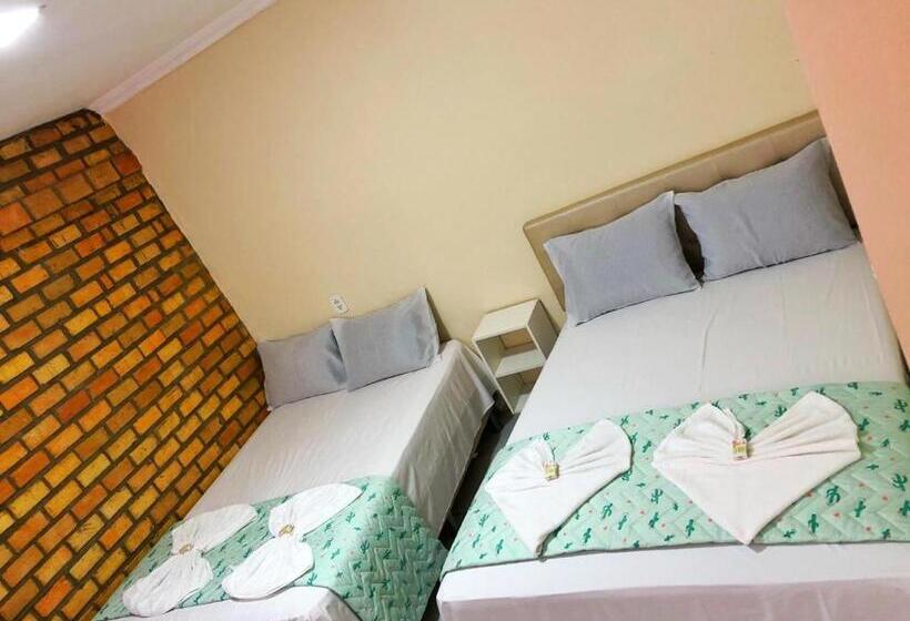 غرفة عائلية, Riacho Do Recanto Pousada