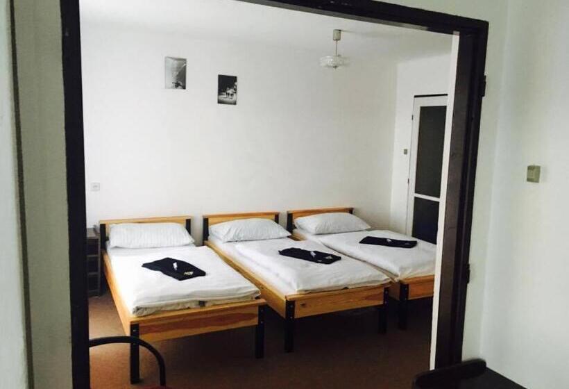 Номер Стандарт Трехместный, Chata Kosodrevina   Turistická Ubytovňa