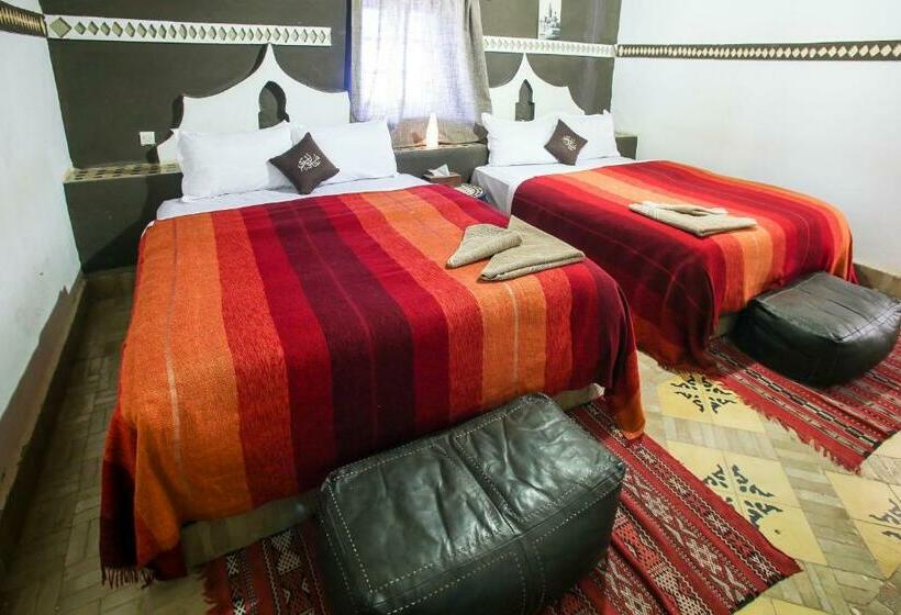 اتاق لوکس چهار تخته, Dune House