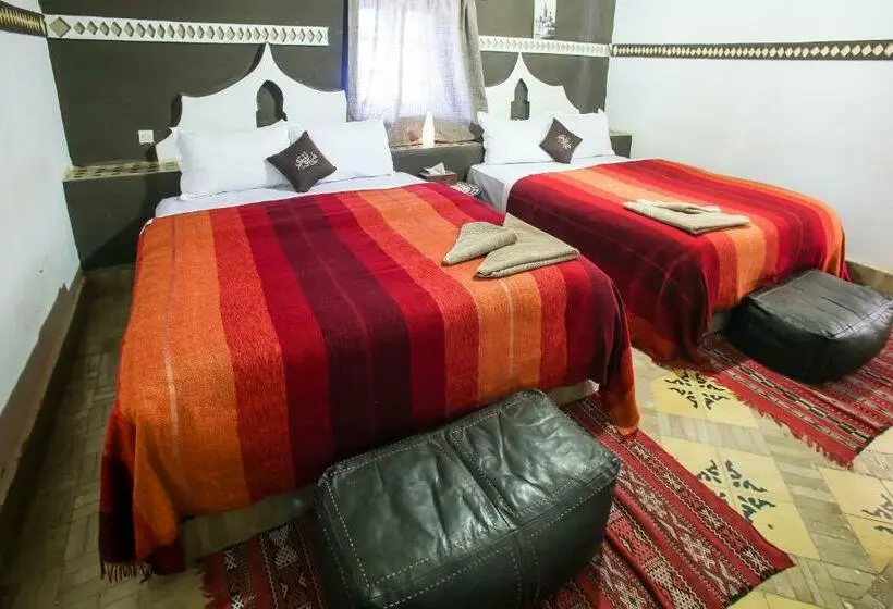 اتاق لوکس چهار تخته, Dune House