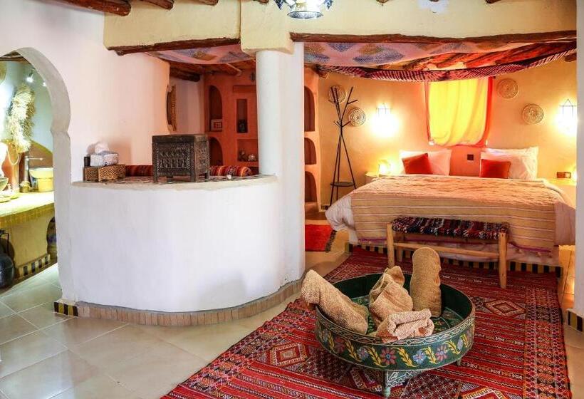 اتاق لوکس چهار تخته, Dune House