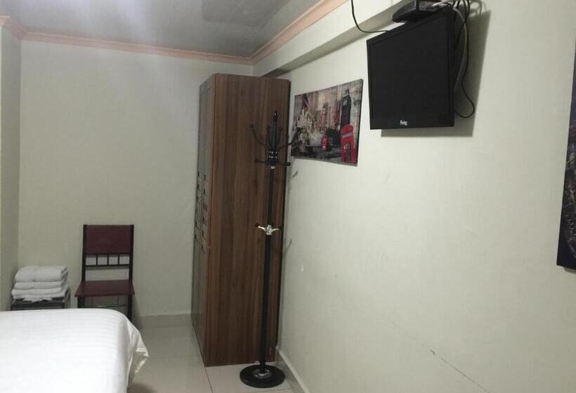 スタンダードルーム, Lleras