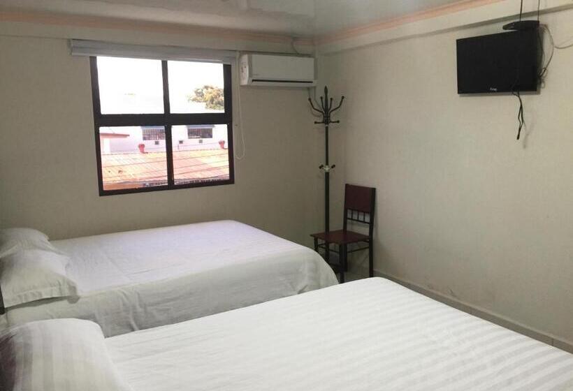 スタンダードルーム, Lleras