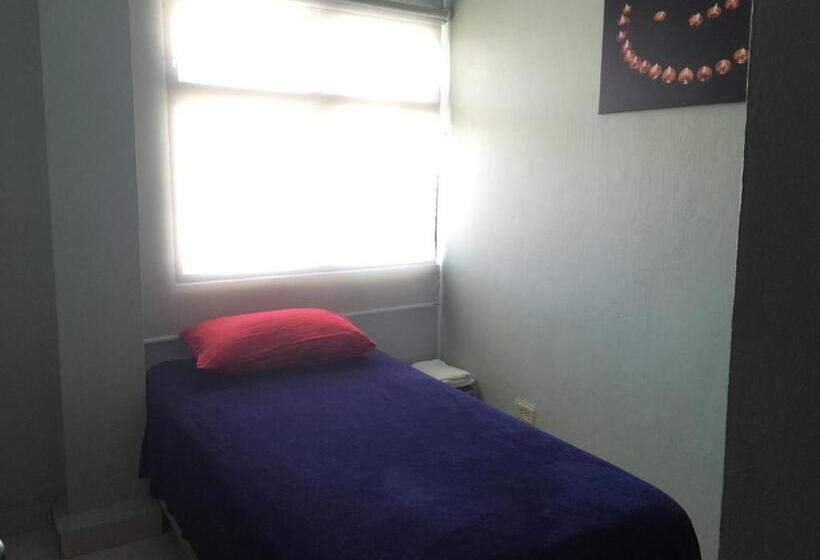 １ベッドルームアパートメント, Lleras