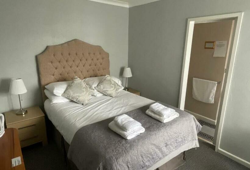 スタンダードルーム, The Paddocks