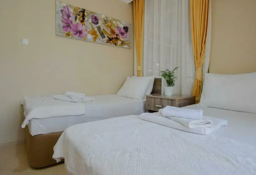 Habitació Estàndard, Huzur Royal