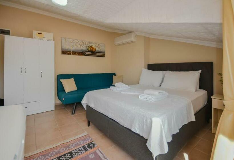 Номер Стандарт, Huzur Royal