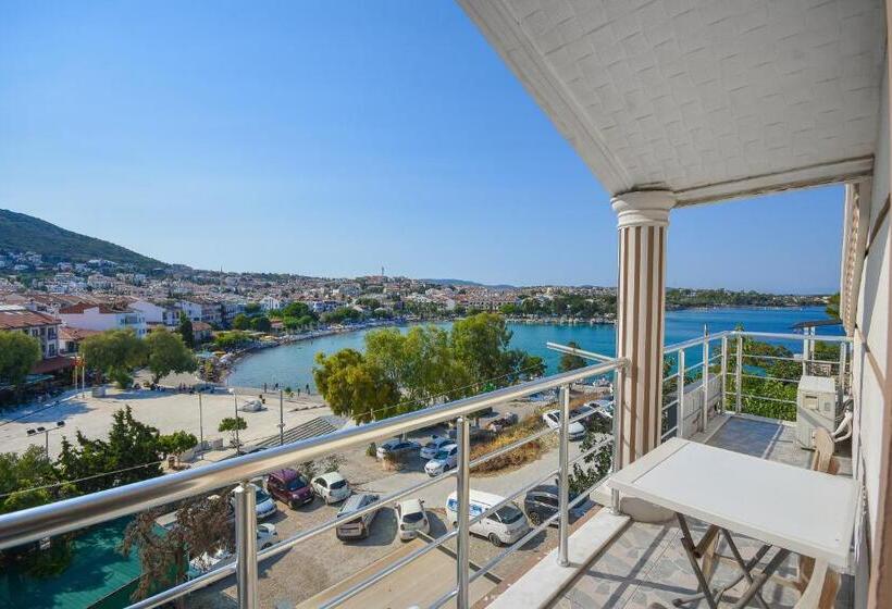 Номер Стандарт, Huzur Royal