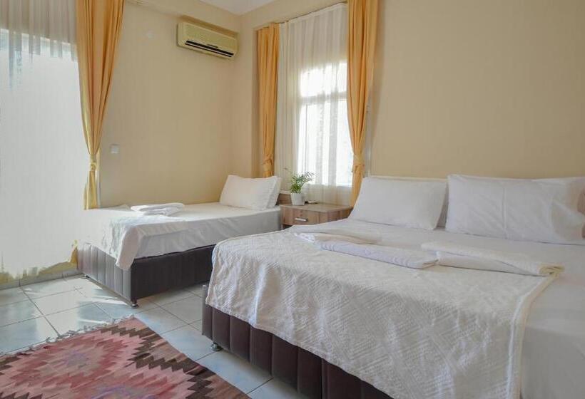 Номер Стандарт Трехместный, Huzur Royal