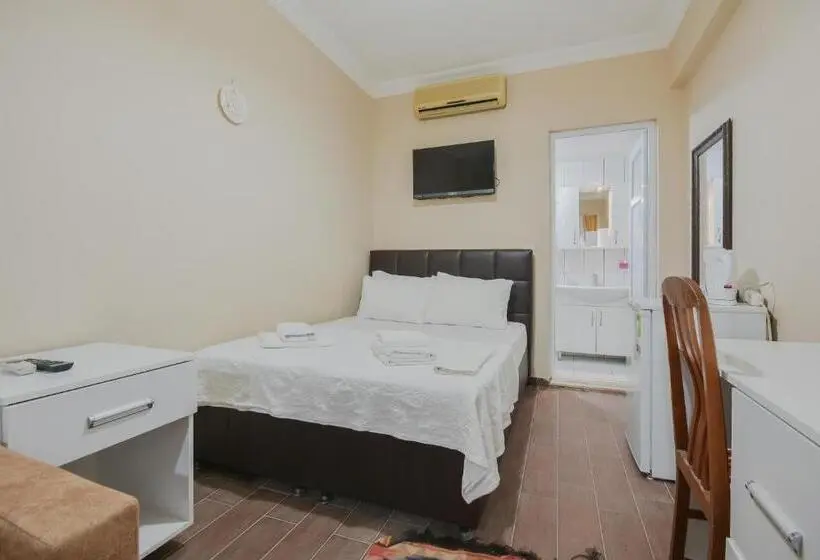 Suit Deluxe, Huzur Royal