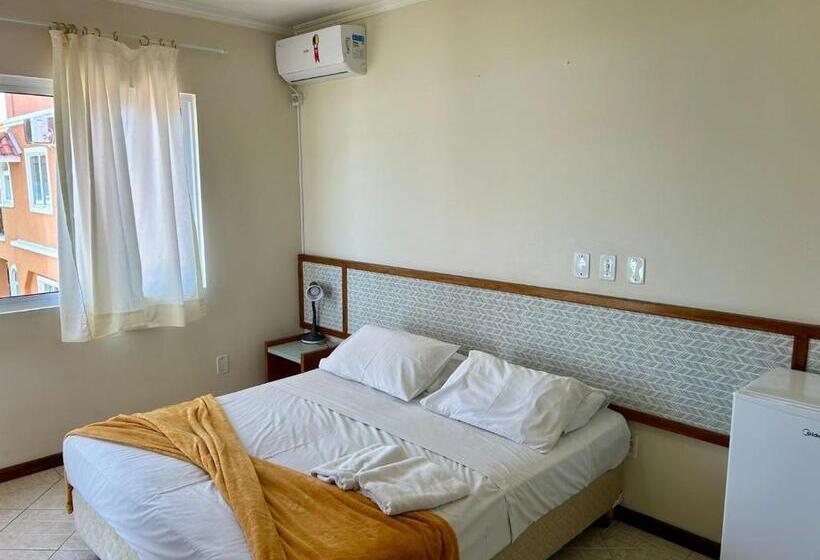 سوییت سوپریور با چشم‌انداز دریا, Pousada Tortuga Do Mariscal