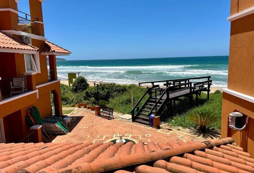 اتاق خانوادگی با چشم‌انداز جانبی دریا, Pousada Tortuga Do Mariscal