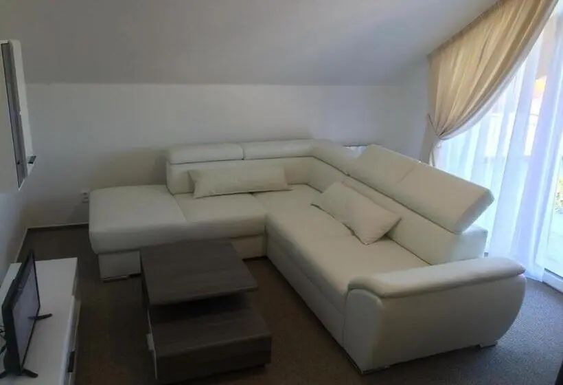 Superior-sviitti, Villa Marcus