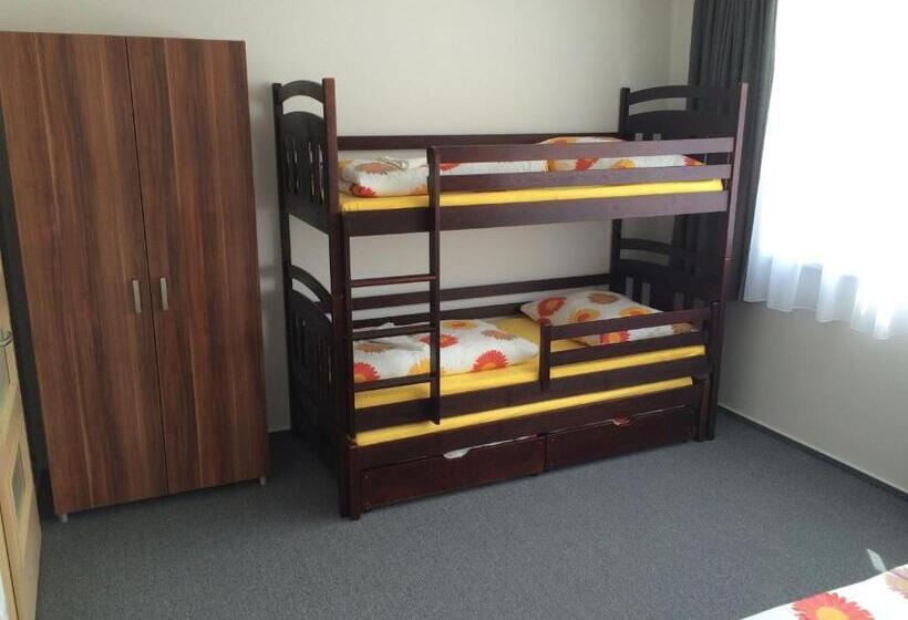 スイート, Villa Marcus