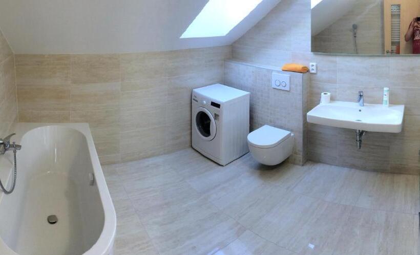 スーペリアースイート, Villa Marcus