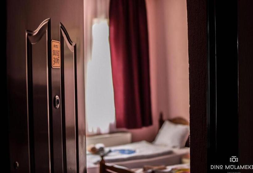 اتاق استاندارد, Rosi