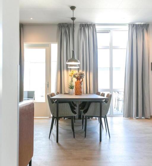 דירת שלושה חדרים, 6p Luxe Bungalow Met Serre