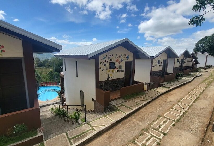 اتاق استاندارد چهار تخته, Bakasyunan Resort And Conference Center   Tanay