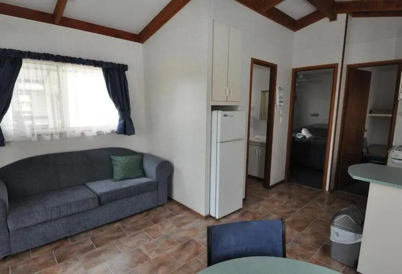 デラックスルーム, Beachside Holiday Park