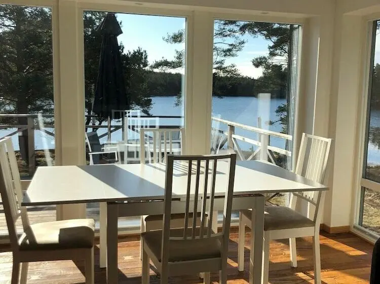 Maja/Mökki, Björsjödal