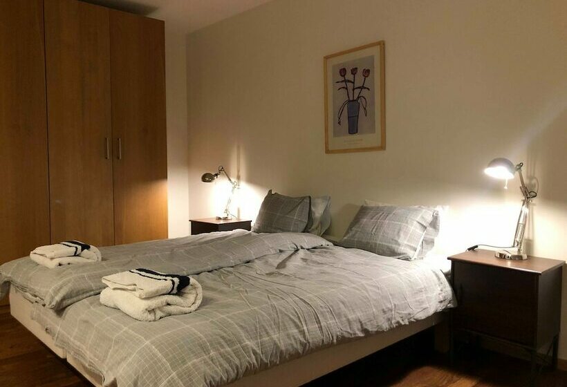 小室, Björsjödal