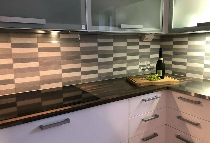 小室, Björsjödal