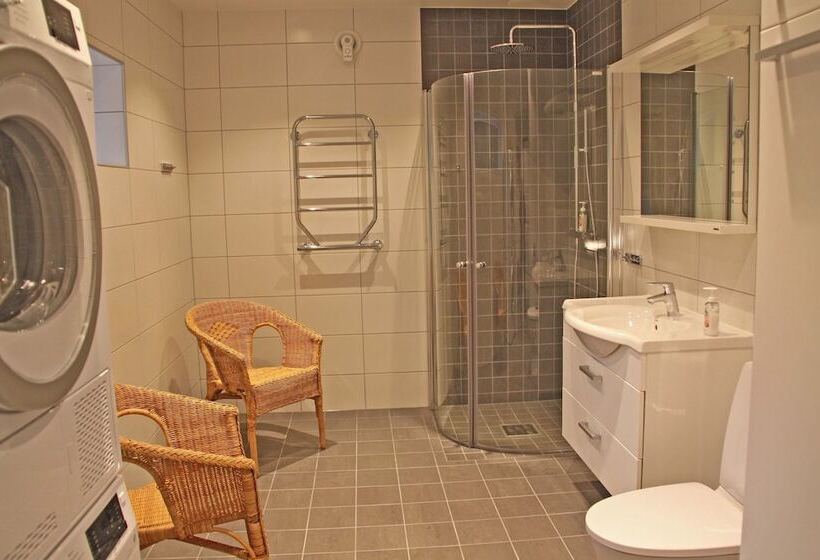 小室, Björsjödal