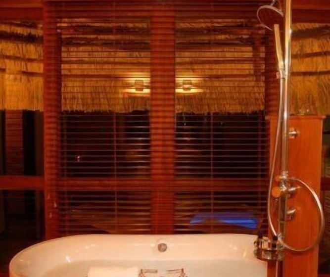 샬레, Massinga Beach Lodge